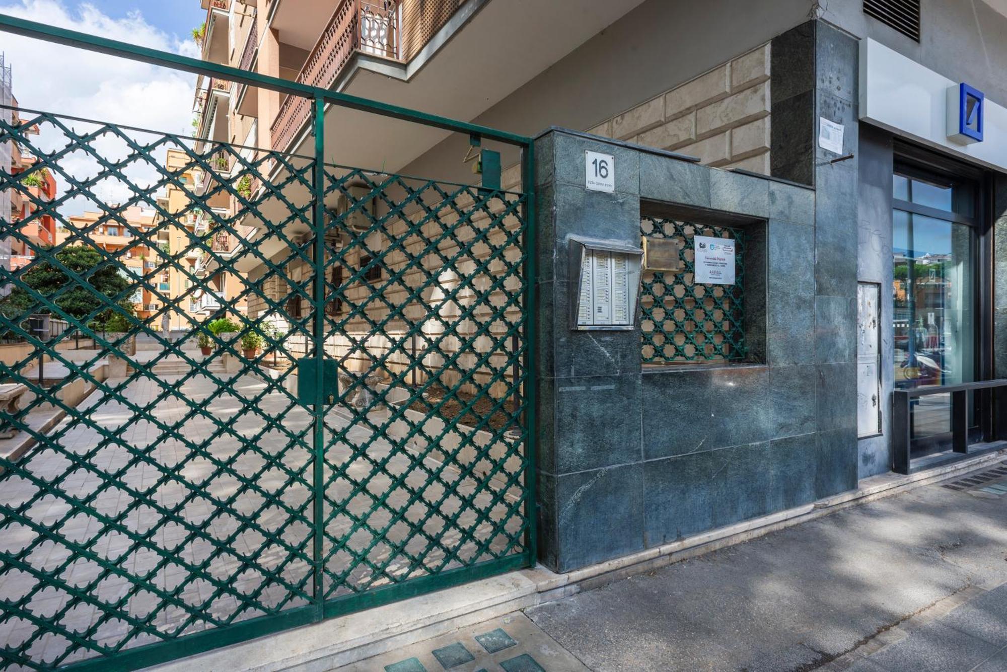 شقة La Casa Di Emy روما المظهر الخارجي الصورة